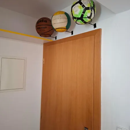 Fox 12 Apartman *