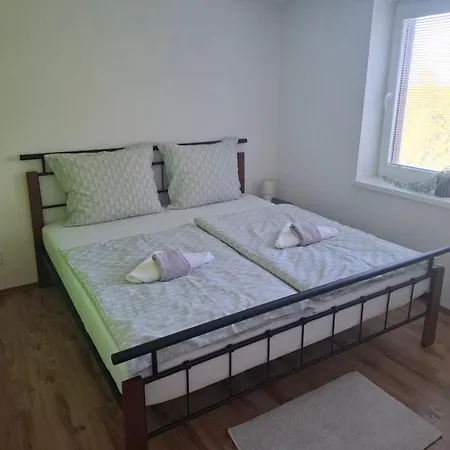 Fox 12 アパート *