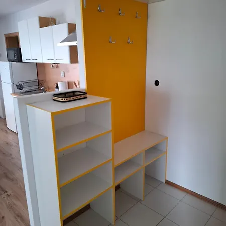 Fox 12 アパート *